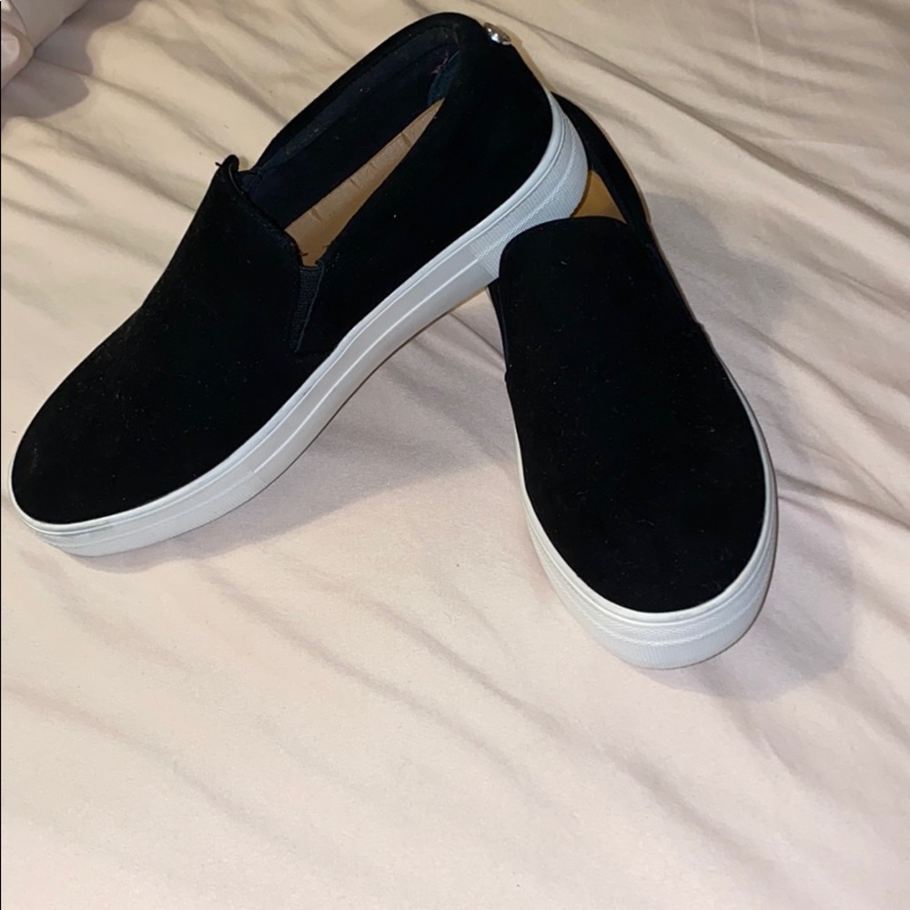 Steve Madden Slip-Ons (NWOT)